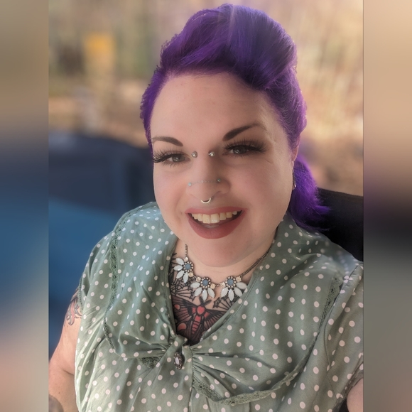 Retro dresses and authentic 90s and Y2K clothing from my ill-spent youth 😆 - Picture 4 of 5